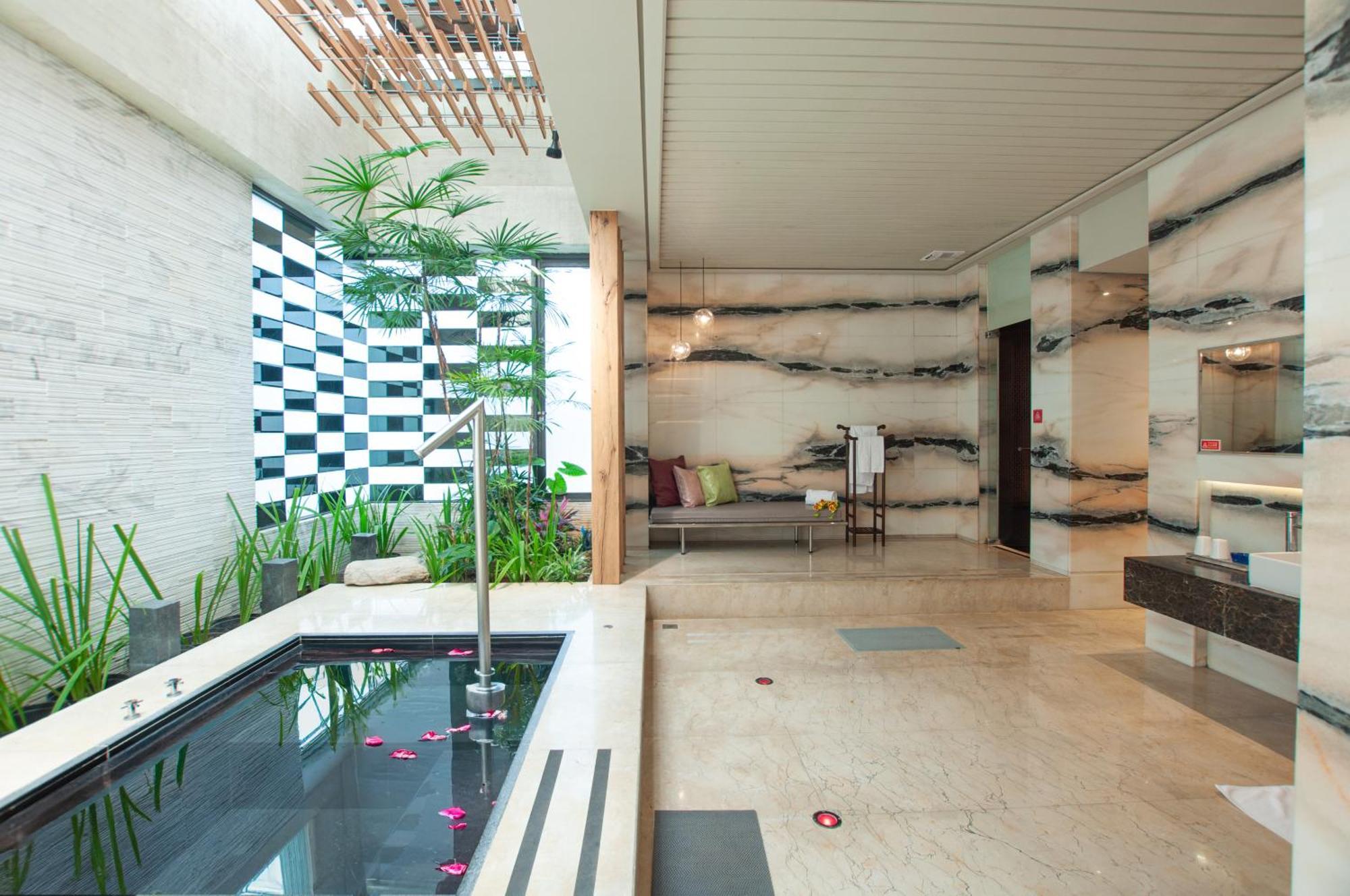 Mulan Motel Taichung Exteriör bild